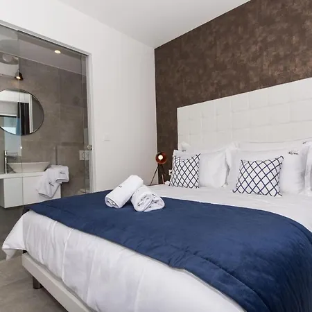 Luxury Royal M With Pool Vi דירה טרוגיר